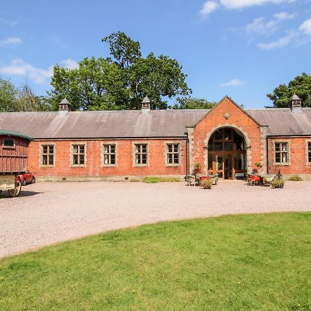 Chetwynd Lodge Stafford Buitenkant foto