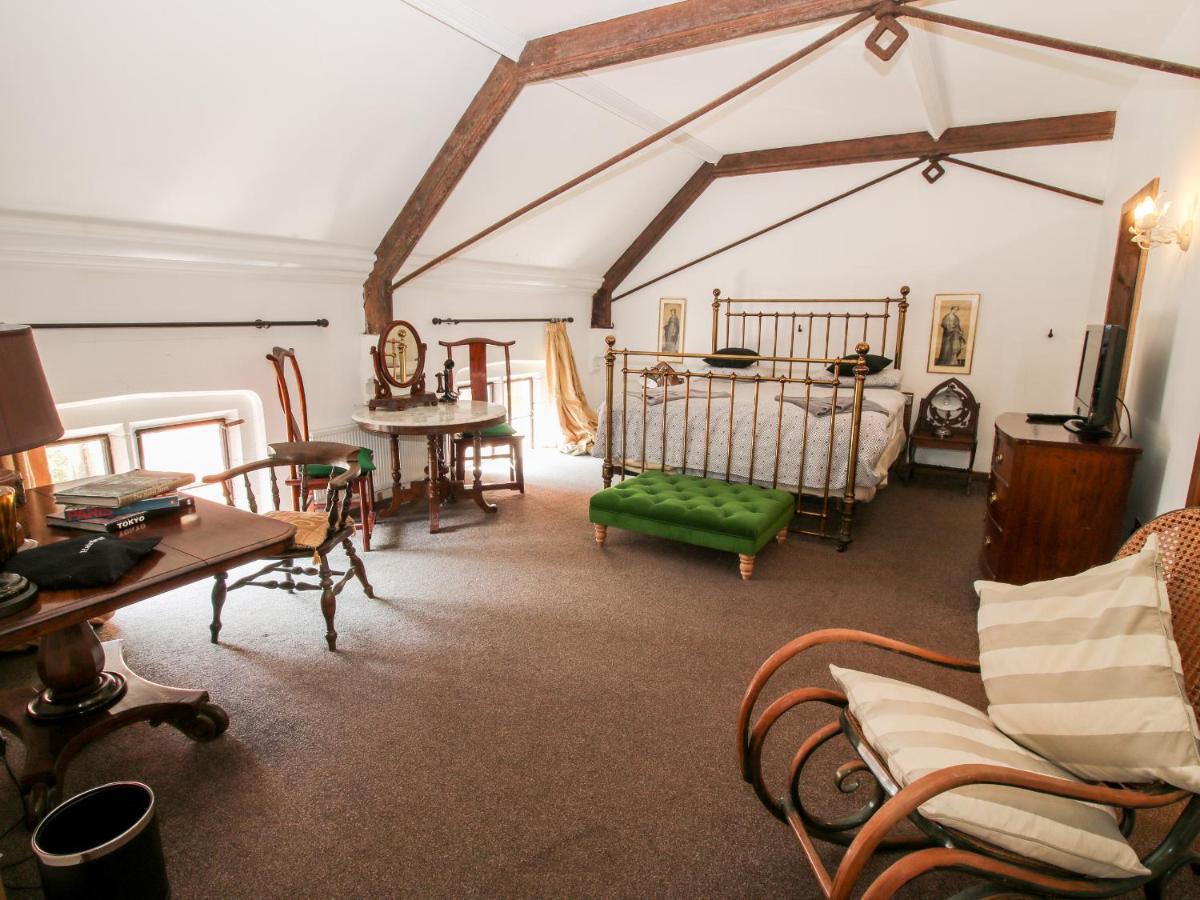 Chetwynd Lodge Stafford Buitenkant foto