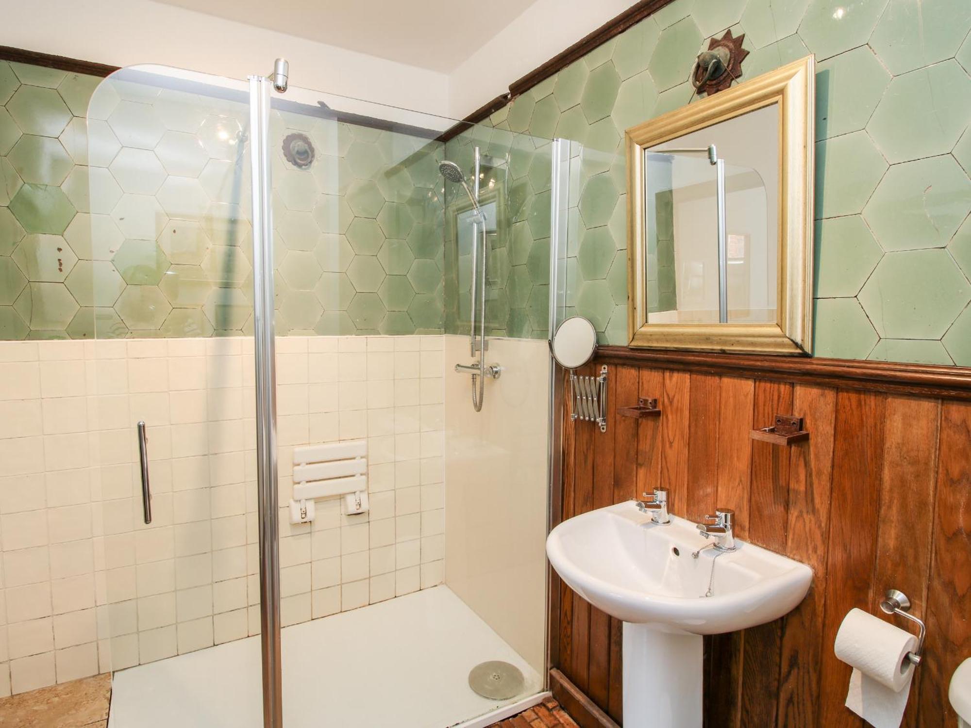 Chetwynd Lodge Stafford Buitenkant foto